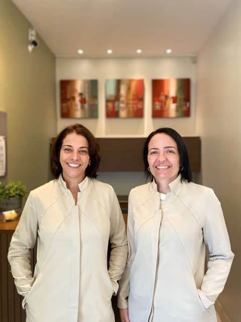 Dra. Beatriz Alvarenga e Dra. Sílvia Santos - BS Odonto, clínica odontológica em Belo Horizonte